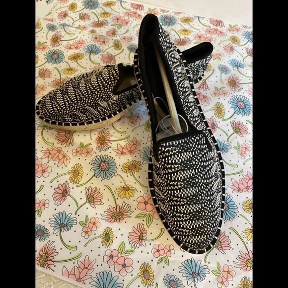💥Universal Thread Carly Espadrille Flats, shoes Various - Picture 4 of 11